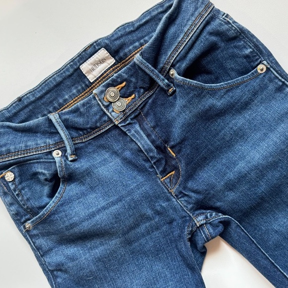 Hudson 2 button medium wash skinny jean ❤️ - Picture 5 of 7